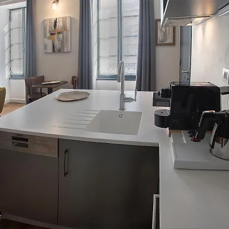 Hotel apartamentowy - Hyper Centre - Cote Plateau - 3 Etoiles Certifiees- 3*