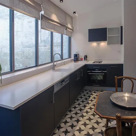 Hotel apartamentowy - Hyper Centre - Cote Plateau - 3 Etoiles Certifiees- Angoulême