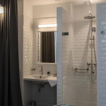 - Hyper Centre - Cote Plateau - 3 Etoiles Certifiees- Hotel apartamentowy