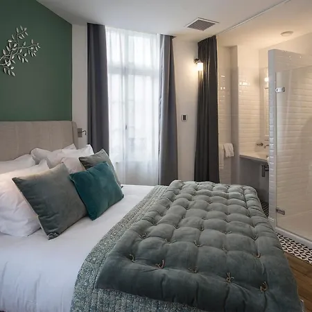 - Hyper Centre - Cote Plateau - 3 Etoiles Certifiees- 3* Angoulême