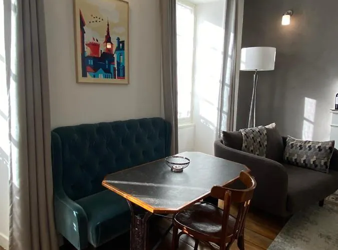 - Hyper Centre - Côté Plateau - 3 étoiles Certifiées- Appart hôtel Angoulême