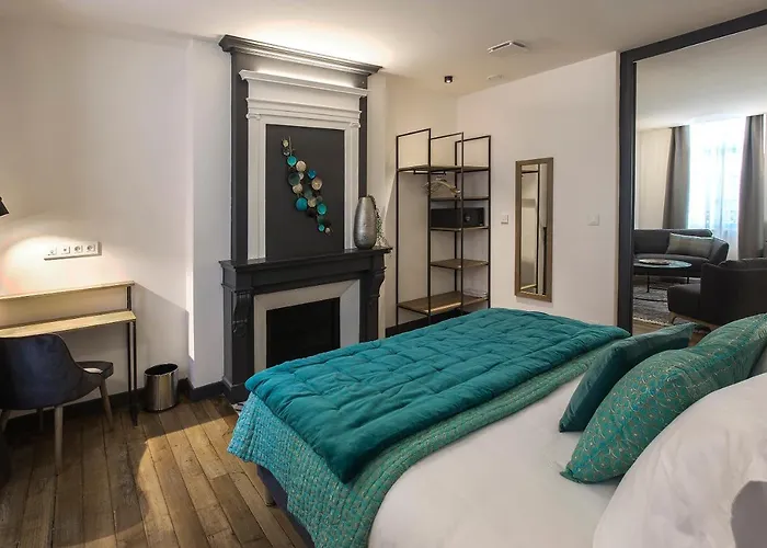 - Hyper Centre - Côté Plateau - 3 étoiles Certifiées- Appart hôtel