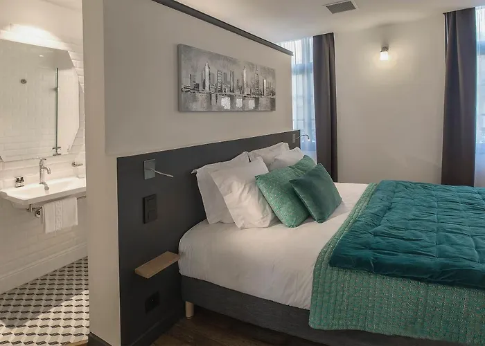 - Hyper Centre - Côté Plateau - 3 étoiles Certifiées- Angoulême