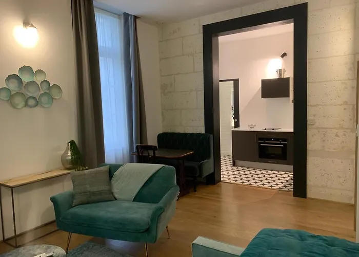 - Hyper Centre - Côté Plateau - 3 étoiles Certifiées- Angoulême