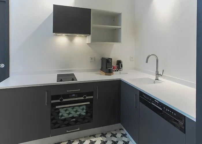 - Hyper Centre - Côté Plateau - 3 étoiles Certifiées- 3* Angoulême