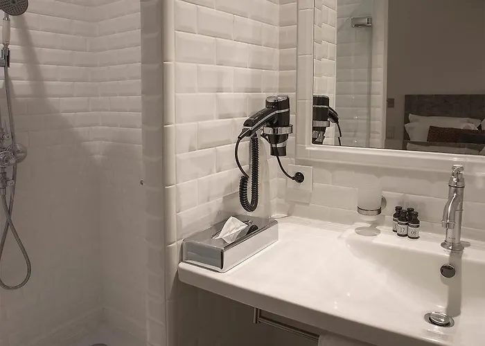 - Hyper Centre - Côté Plateau - 3 étoiles Certifiées- Appart hôtel