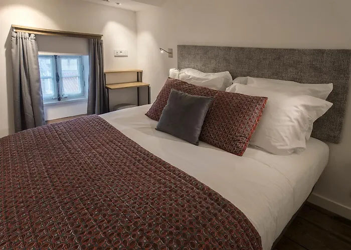 - Hyper Centre - Côté Plateau - 3 étoiles Certifiées- 3* Angoulême